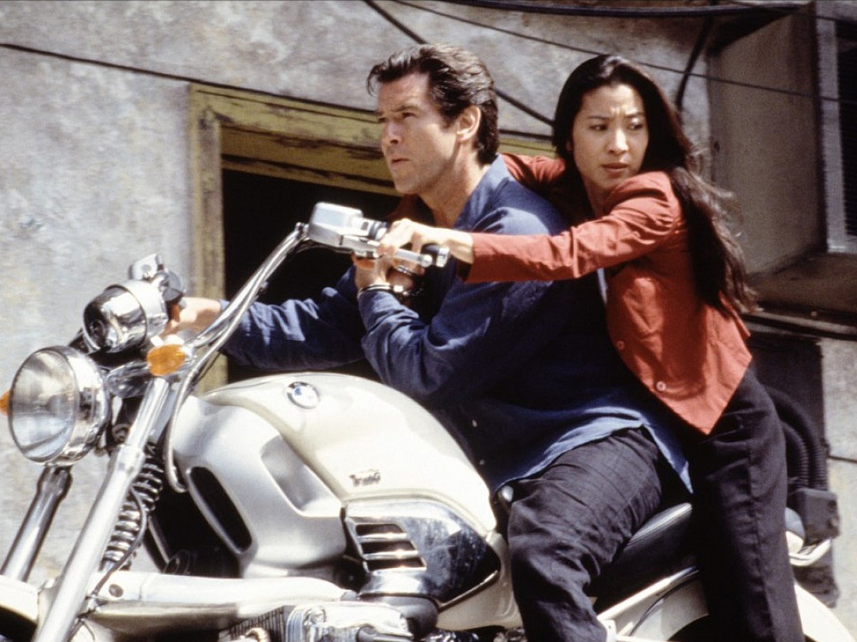 tomorrowneverdies_1.jpg 