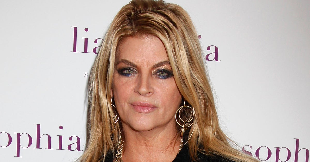 Actress Kirstie Alley endorses Donald Trump CBS News
