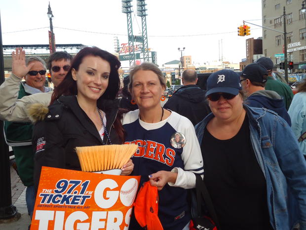 tigers-fans-game-4-alcs-11.jpg 