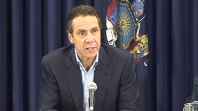 Cuomo_1031.jpg 