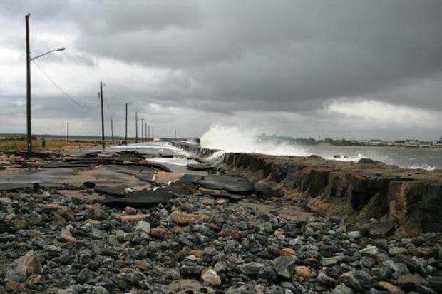 road-to-townsends-inlet-bridge-from-avalon-to-sea-isle-destroyed-credit-scott-wahl-avalon-pio.jpg 