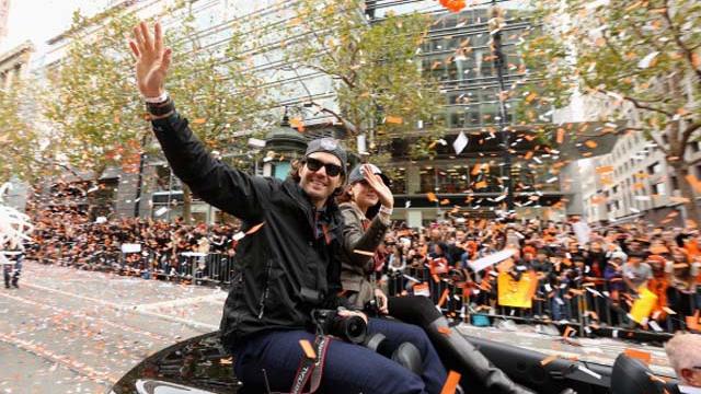 Barry Zito, 37, makes retirement official