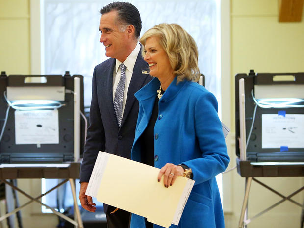 04-RomneyVotesNov62012b.jpg 