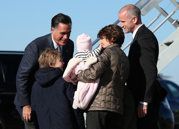 14-RomneyVotesNov62012.jpg 