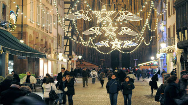 christmas-lights-strasbourg-france.jpg 