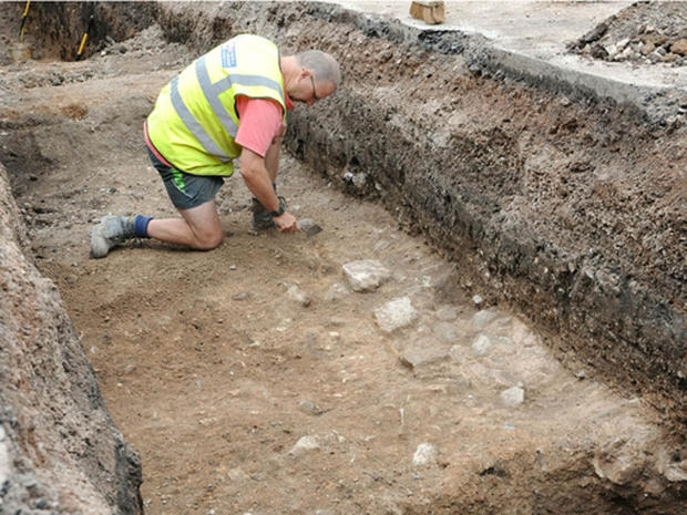 University of Leicester archeologists are digging in the Leicester City Council parking lot in search of the grave of King Richard III. 