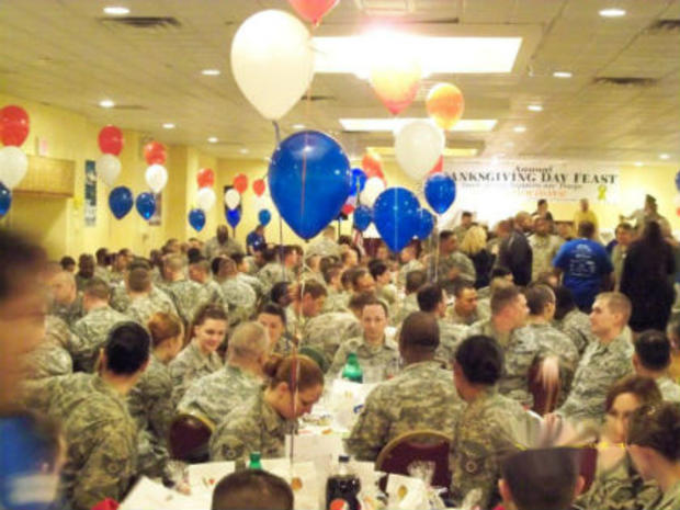troops thanksgiving 