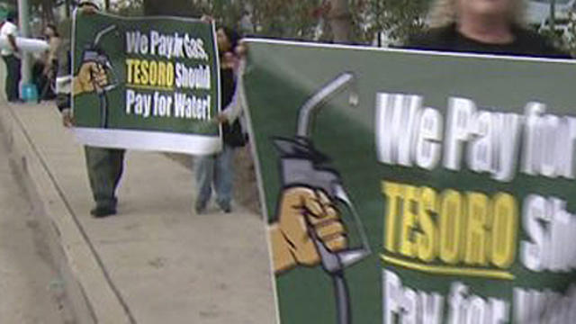 tesoro_gas_protest.jpg 