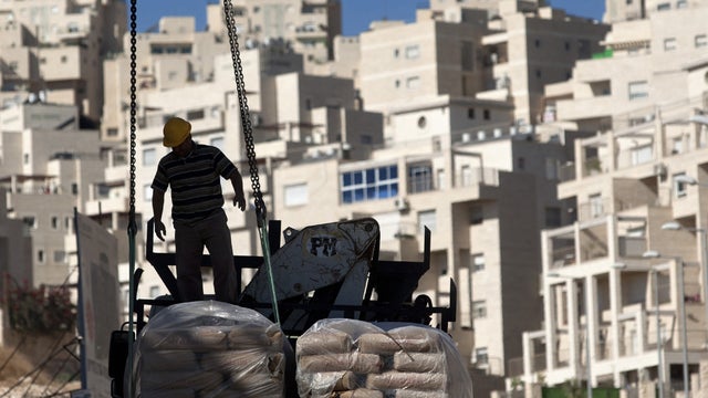 settlements_AP11110201831.jpg 