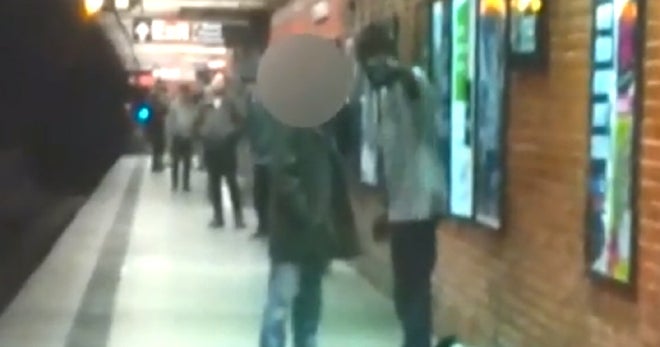 Man pushed in front of NYC subway train, killed - CBS News