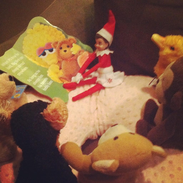 my-daughters-elf-sarielle-reading-to-the-stuffed-animal-friends-billy.png 