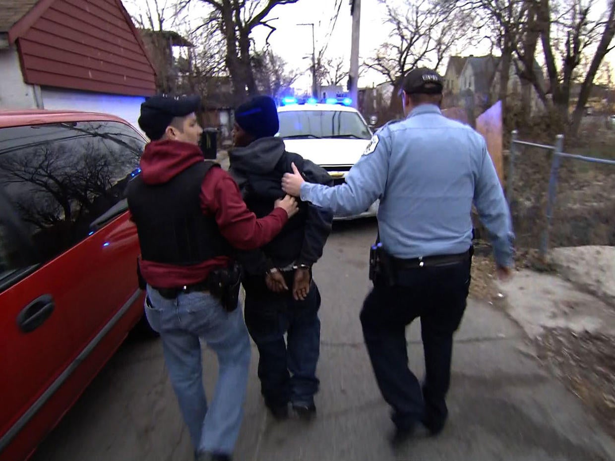 Chicago gang violence shows no signs of stopping - CBS News