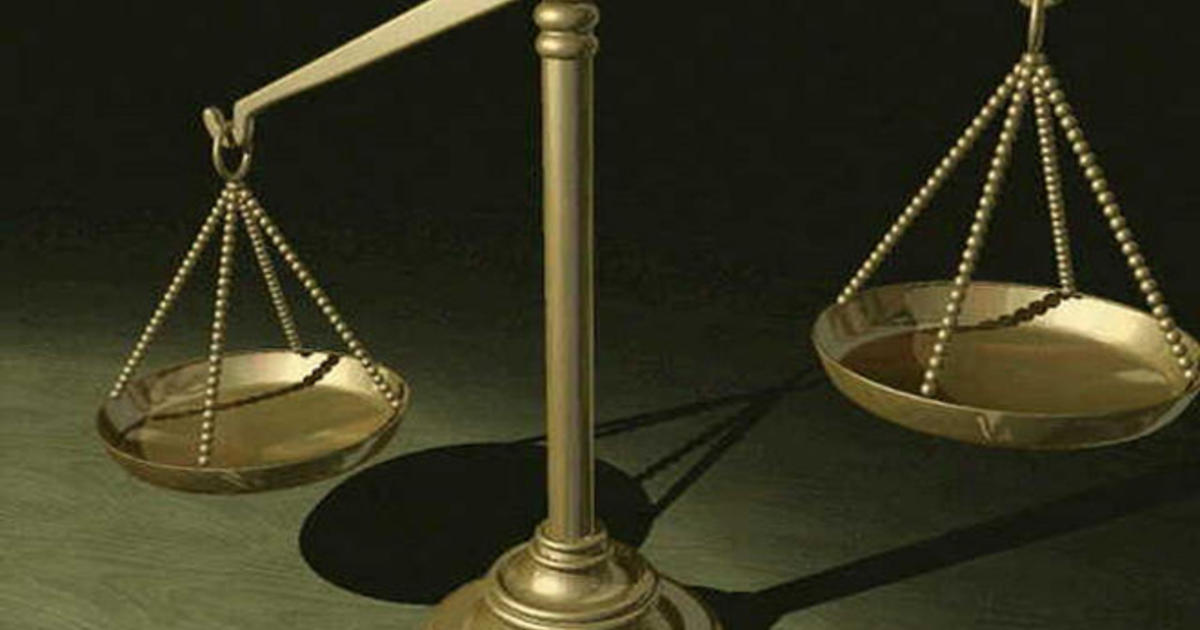 Federal judges sue for pay increases - CBS News