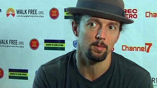 Jason Mraz helps anti-trafficking fight in Burma 