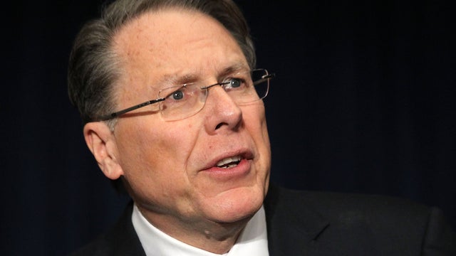 NRA VP calls for guns in schools 
