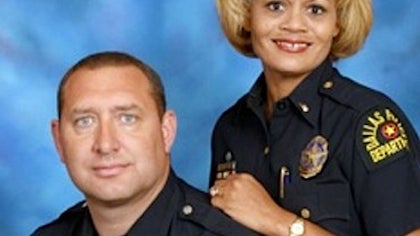 officers_smith_-_cbs_dfw.jpg 
