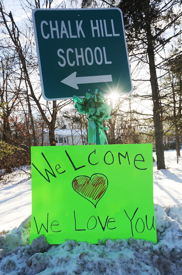 Students Of Sandy Hook Elementary Return To Class For First Time Since Shooting 