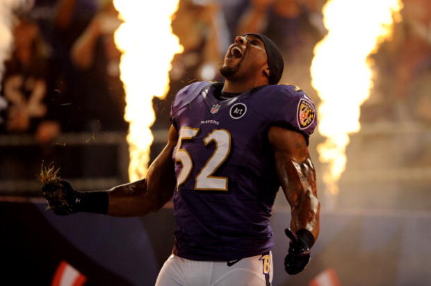 Ray Lewis #52 of the Baltimore Ravens 