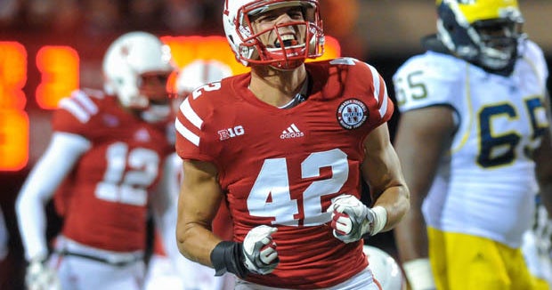 Nebraska LB Sean Fisher giving up football to go to med school - CBS News