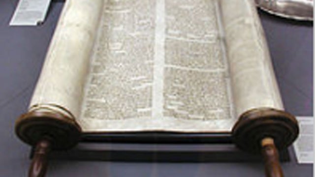 Torah.jpg 