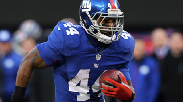 Giants release Bradshaw, Canty