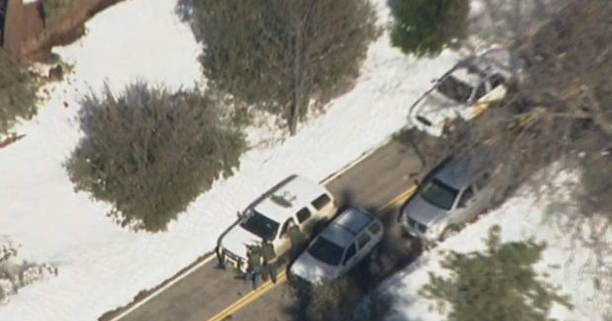 Christopher Dorner Update: Fugitive Ex-cop Reportedly Barricaded In 