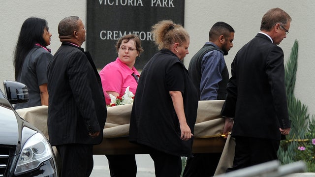 reeva steenkamp, funeral, coffin 