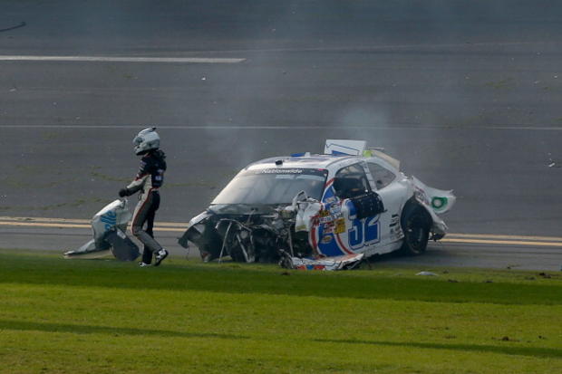Daytona crash 