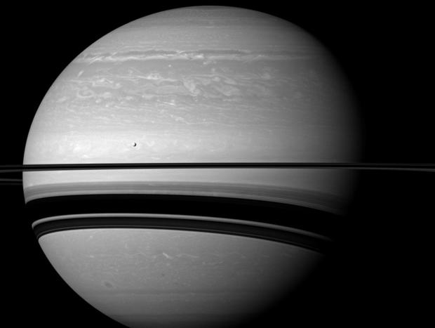 Saturn-Moon---8.jpg 