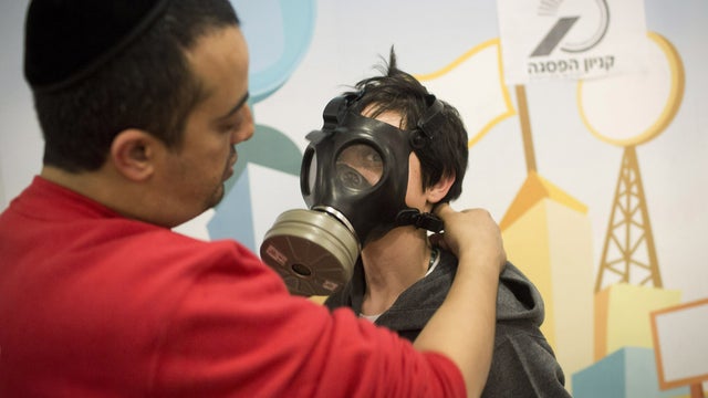 syria, chemical weapons, israel, gas mask 