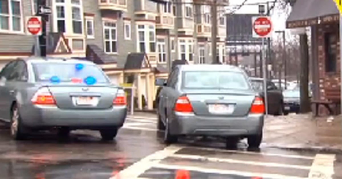 Boston mom stabbed while pushing baby in stroller, police say - CBS News