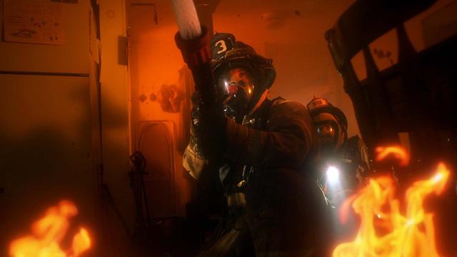 Breath-taking beauty of firefighting 