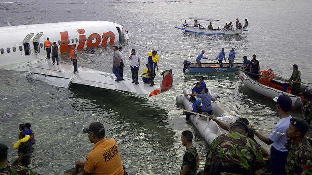 Plane crashes into sea in Bali 