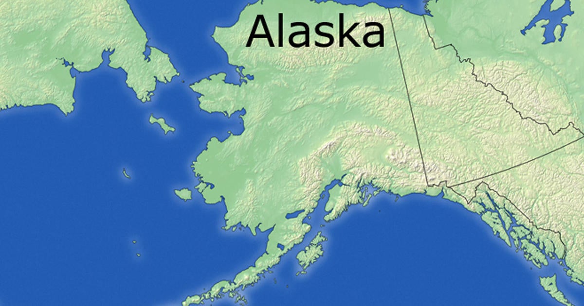 Bear mauls Rhode Island man in Alaska - CBS News