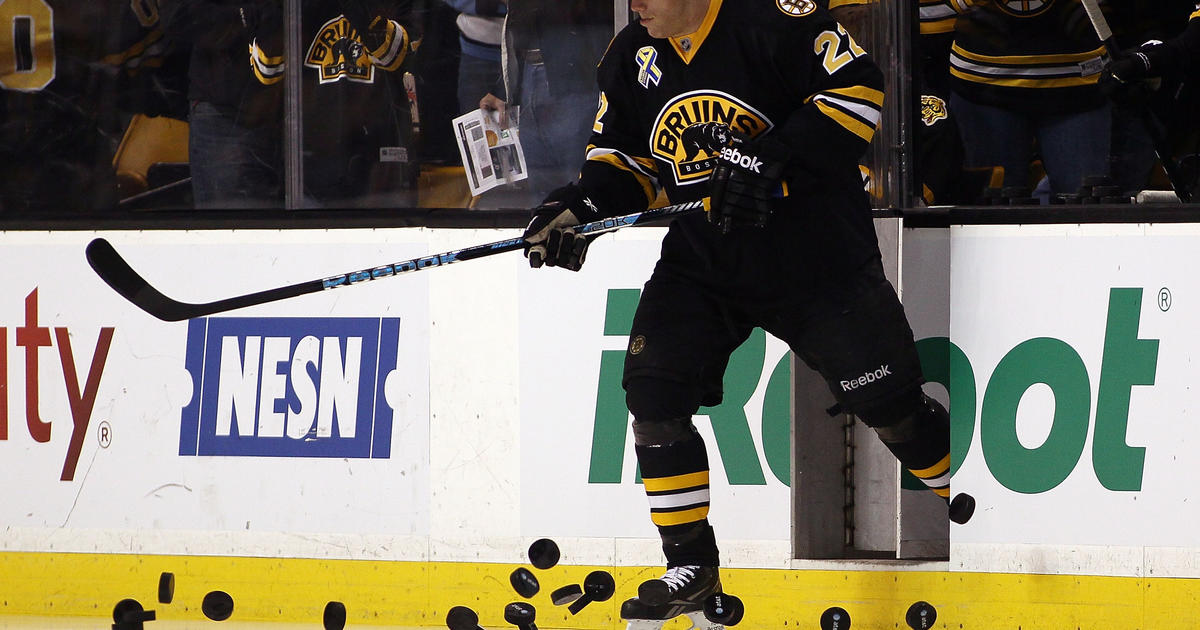 Bruins Hang 'Boston Strong' No. 617 Jersey With American Flag in Locker  Room Before Wednesday's Game (Photo) 