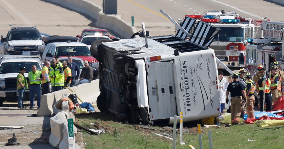 Bus driver in fatal Texas crash may have blacked out - CBS News