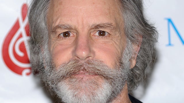 100224-Bob_Weir-AP100224072999.jpg 