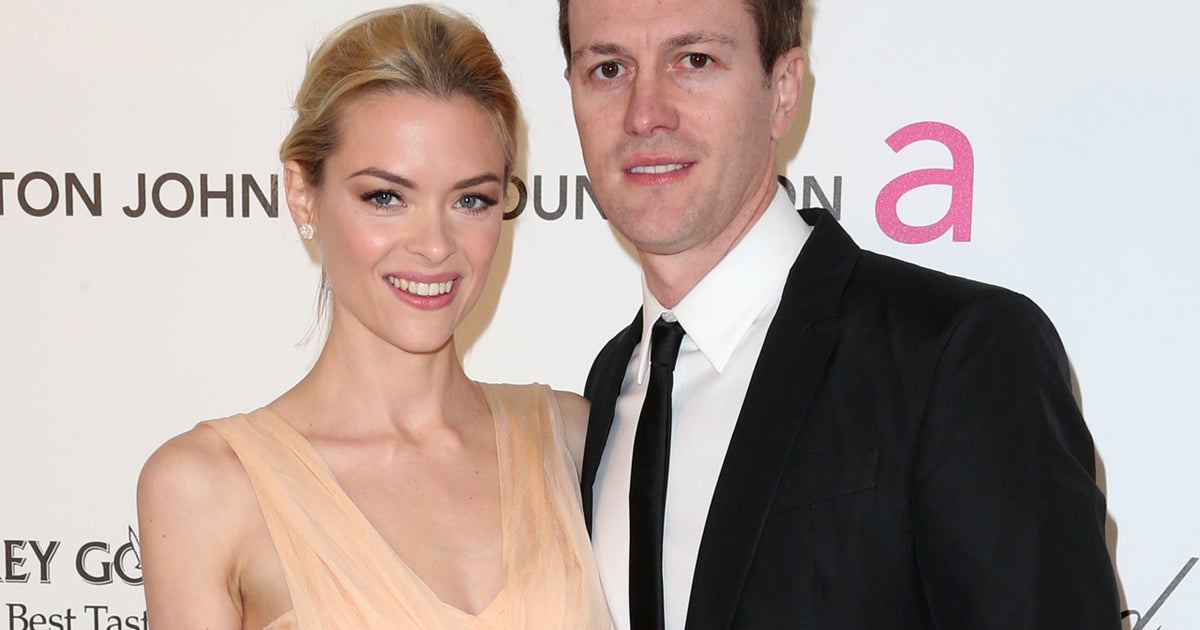 Jaime King gives birth to a baby boy - CBS News