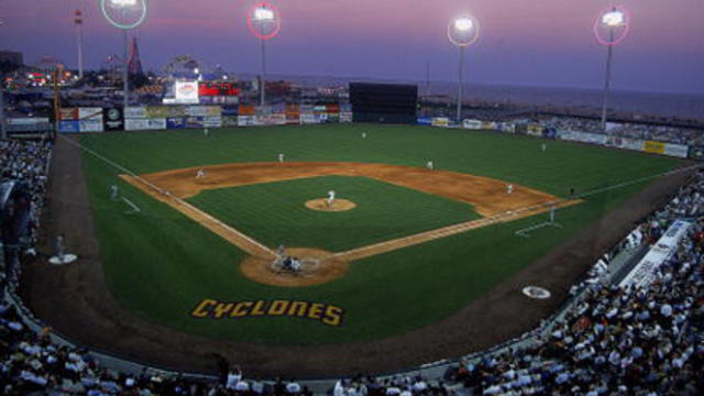 Your Guide To Seeing The Brooklyn Cyclones At Coney Island's MCU