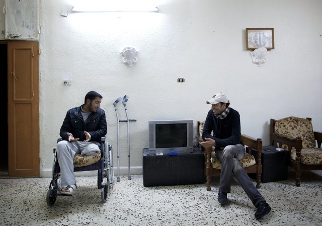 Syrian rebel fighter who lost a leg to shrapnel 