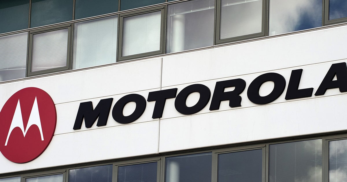 Motorola opening nation's first smart phone assembly plant CBS News