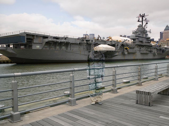Liu_Bolin_Hiding_in_New_York_No.6_Intrepid_photograph_2012.jpg 