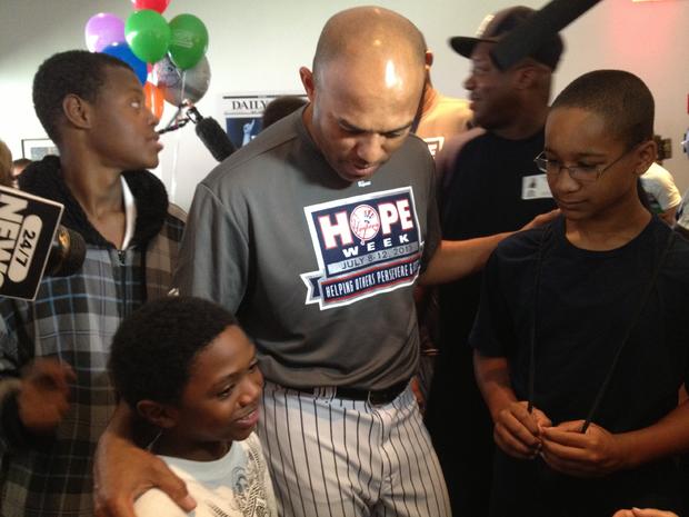 Mariano Rivera takes part in HOPE Week 