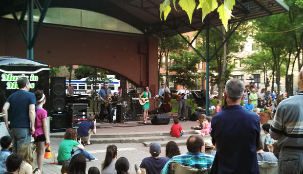 Music In Mears Park 