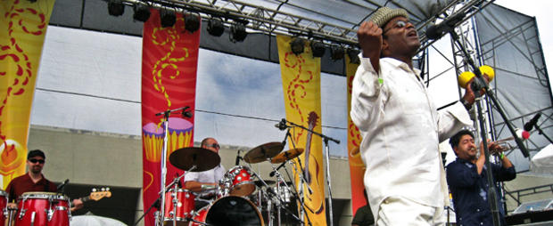 Oxnard Salsa Festival band_performs - Kelly_Gray 
