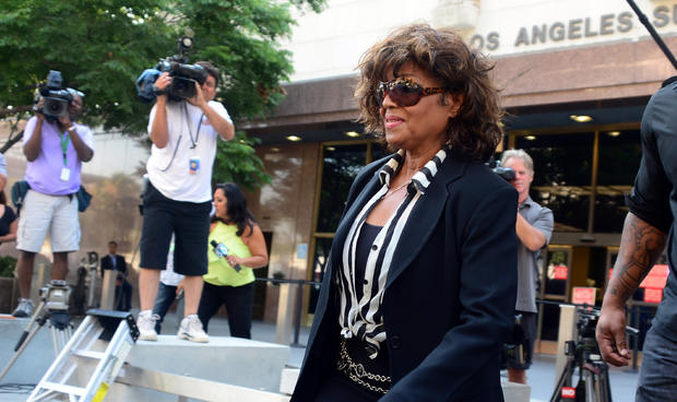 Michael Jackson's mother testifies in AEG lawsuit 