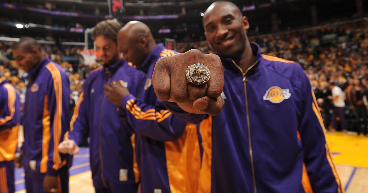 Kobe's two championship rings fetch over $282,000 at an auction