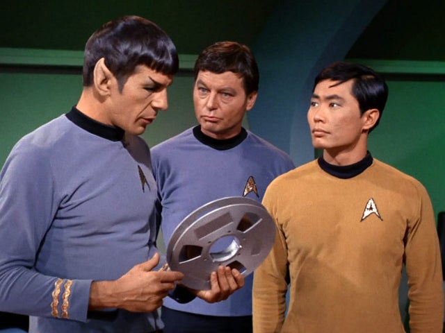 Takei_StarTrek_Nimoy_Kelly.jpg 