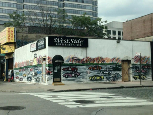 Mitchell Schorr Mural On West Side Highway Building 