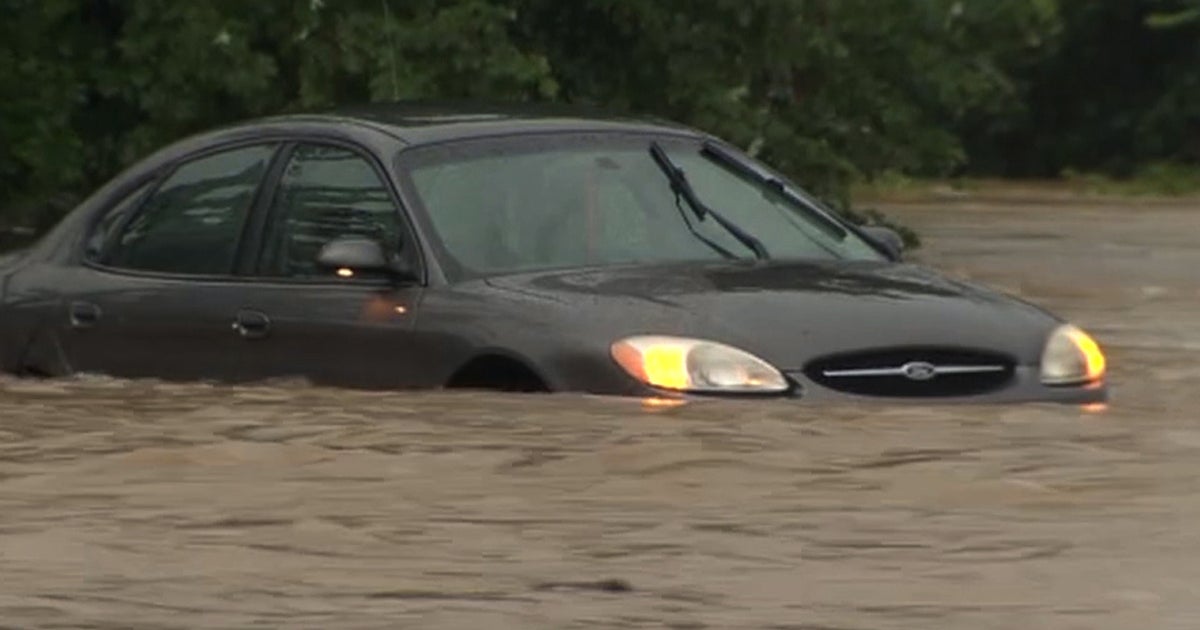 Heavy rains trigger flash flooding in Tennessee CBS News